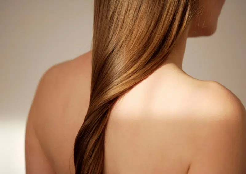 Comment se lisser les cheveux naturellement