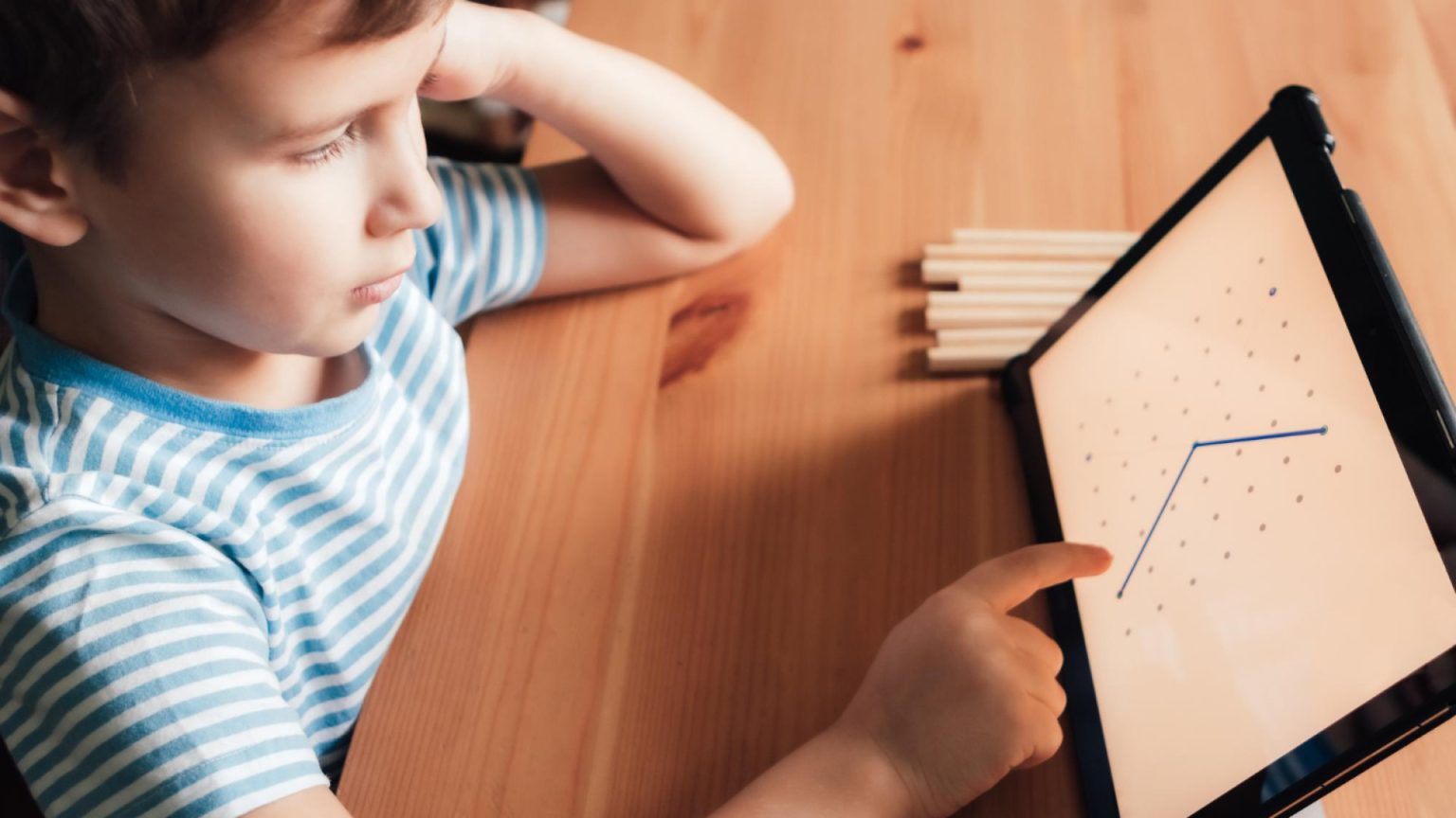 Et si l’école devenait plus interactive ? Les alternatives aux devoirs pour un CM1 épanoui