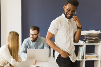 Véhicule professionnel sans bilan : la LLD accessible aux jeunes entreprises